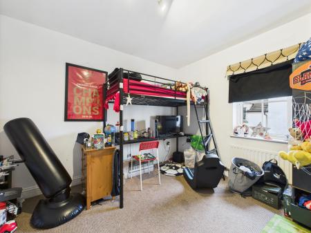 3 bedroom Town house for sale in Hillsborough Road, Carryduff, BT8