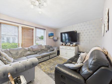 3 bedroom Town house for sale in Hillsborough Road, Carryduff, BT8