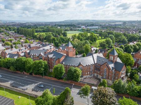 2 bedroom Apartment for sale in Ravenhill Road, Belfast, BT6