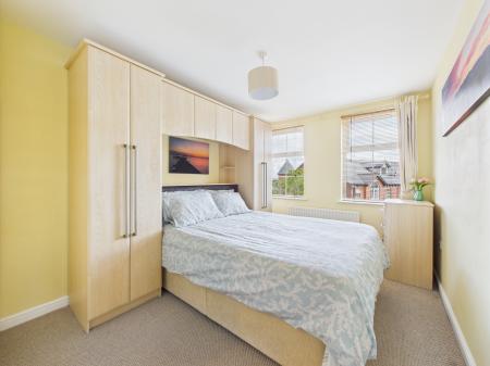 2 bedroom Apartment for sale in Ravenhill Road, Belfast, BT6