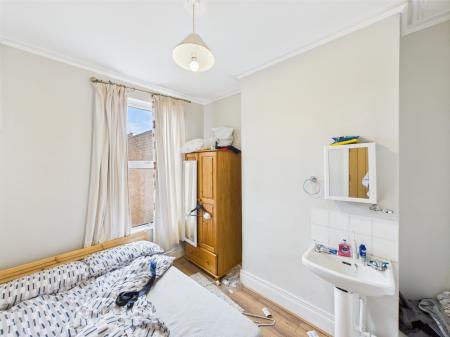 5 bedroom Terraced House for sale in Stranmillis Gardens, Belfast, BT9