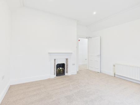 2 bedroom Flat to let in 192a Kingsway, Dunmurry, Belfast, BT17