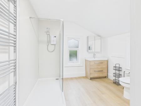 2 bedroom Flat to let in 192a Kingsway, Dunmurry, Belfast, BT17
