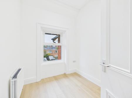 2 bedroom Flat to let in 192a Kingsway, Dunmurry, Belfast, BT17