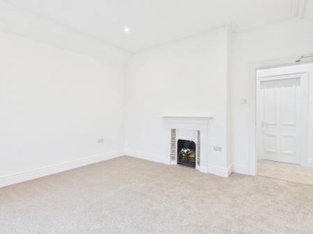 2 bedroom Flat to let in 192a Kingsway, Dunmurry, Belfast, BT17