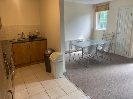2 bedroom Apartment to let in Bell Towers South, Belfast, BT6