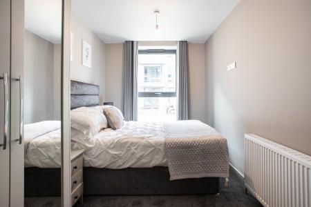 2 bedroom Flat to let in 62 Knocknagoney Road, Belfast, BT4
