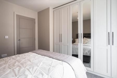 2 bedroom Flat to let in 62 Knocknagoney Road, Belfast, BT4