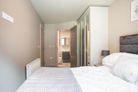 2 bedroom Flat to let in 62 Knocknagoney Road, Belfast, BT4