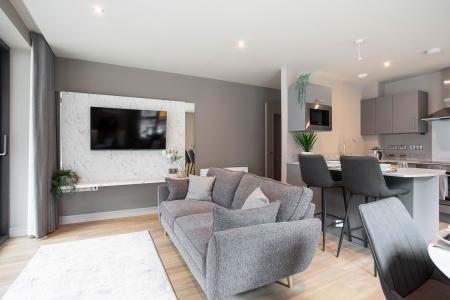 2 bedroom Flat to let in 62 Knocknagoney Road, Belfast, BT4