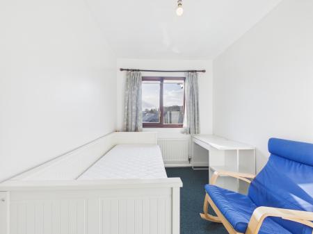 2 bedroom Flat to let in Lockside Road, Stranmillis Embankment, Belfast, BT9