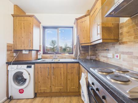 2 bedroom Flat to let in Lockside Road, Stranmillis Embankment, Belfast, BT9