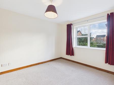 2 bedroom Flat to let in Ardenlee Place, Ravenhill Road, Belfast, BT6