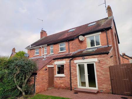 4 bedroom Semi-detached house for sale in Kingsberry Park, Belfast, BT6