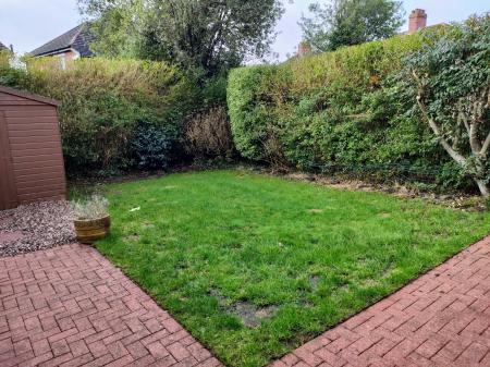 4 bedroom Semi-detached house for sale in Kingsberry Park, Belfast, BT6