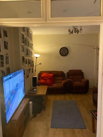 6 bedroom Terraced House to let in Sandhurst Drive, BT9