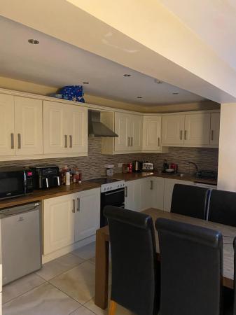 6 bedroom Terraced House to let in Sandhurst Drive, BT9