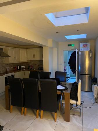 6 bedroom Terraced House to let in Sandhurst Drive, BT9