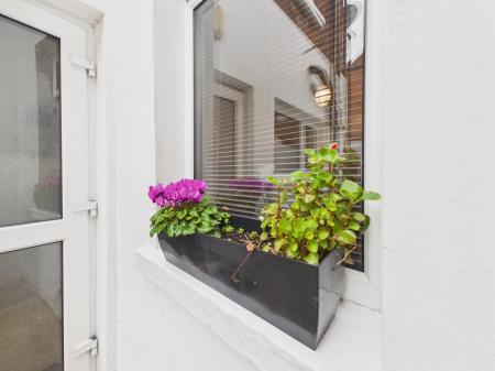 2 bedroom Terraced House to let in Whitehall Parade, Ormeau Road, Belfast, BT7