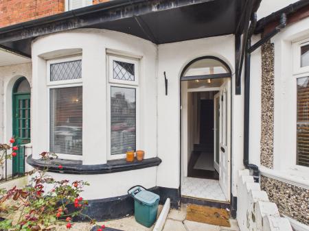 2 bedroom Terraced House to let in Whitehall Parade, Ormeau Road, Belfast, BT7