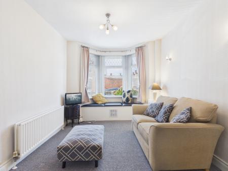 2 bedroom Terraced House to let in Whitehall Parade, Ormeau Road, Belfast, BT7