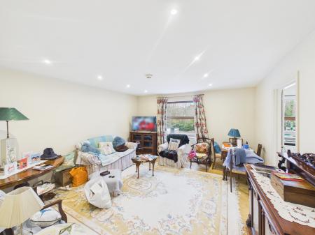 3 bedroom Duplex for sale in Milltown Hill, Shawsbridge, Belfast, BT8