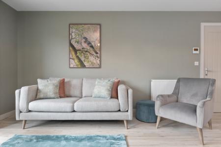 2 bedroom Flat to let in Newtownbreda Road, Belfast, BT8