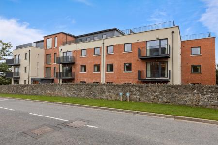 Newtownbreda Road, Belfast, BT8