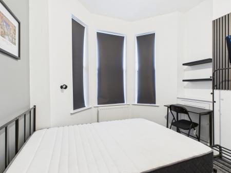 1 bedroom House share to let in Woodstock Road, Cregagh Road, Belfast, BT6