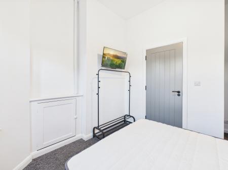 1 bedroom House share to let in Woodstock Road, Cregagh Road, Belfast, BT6