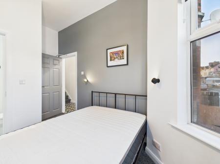 1 bedroom House share to let in Woodstock Road, Cregagh Road, Belfast, BT6