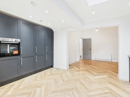 1 bedroom House share to let in Woodstock Road, Cregagh Road, Belfast, BT6