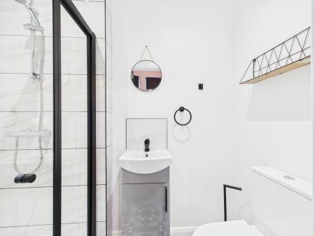 1 bedroom House share to let in Woodstock Road, Cregagh Road, Belfast, BT6