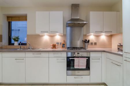 2 bedroom Flat to let in Ulster Street, Belfast, BT1