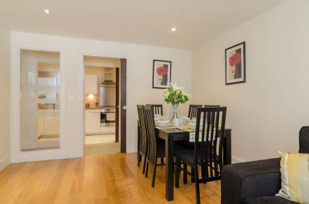 2 bedroom Flat to let in Ulster Street, Belfast, BT1