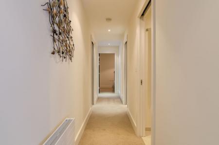 2 bedroom Flat to let in Ulster Street, Belfast, BT1