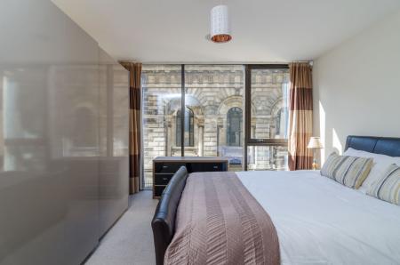 2 bedroom Flat to let in Ulster Street, Belfast, BT1