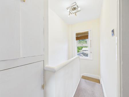 2 bedroom Terraced House to let in Willowfield Parade, Belfast, BT6