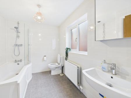 2 bedroom Terraced House to let in Donnybrook Street, Belfast, BT9