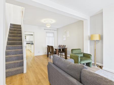 2 bedroom Terraced House to let in Donnybrook Street, Belfast, BT9