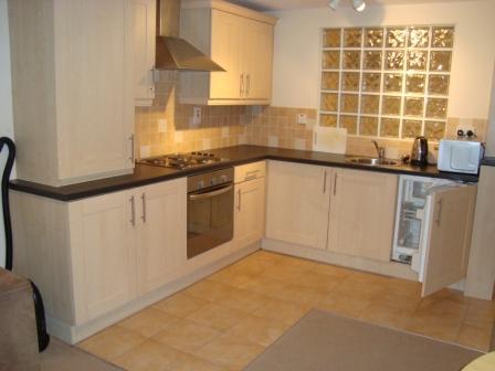 1 bedroom Studio flat to let in 1A Ravenscroft Street, Belfast, BT5