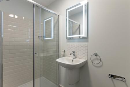 2 bedroom Apartment to let in Newtownbreda Road, Belfast, BT8