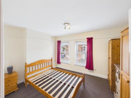 2 bedroom Terraced House to let in Killowen Street, Belfast, BT6