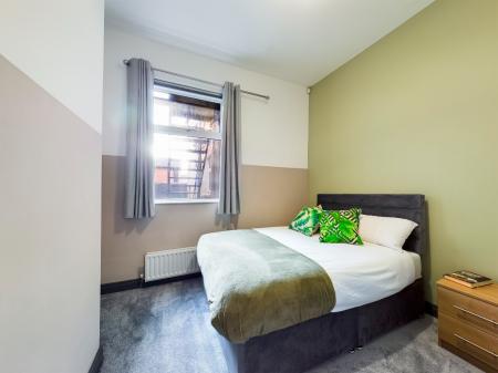 2 bedroom Flat to let in Eglantine Avenue, Belfast, BT9