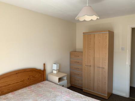 2 bedroom Town house to let in St Judes Square, Belfast, BT7