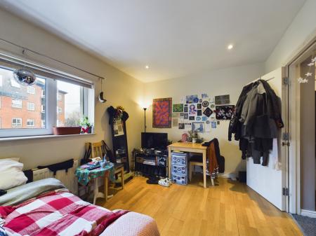 1 bedroom Flat to let in Belgravia Avenue, Belfast, BT9