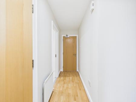 2 bedroom Apartment to let in Station Street, Belfast, BT3