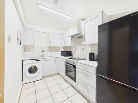 2 bedroom Apartment to let in Station Street, Belfast, BT3