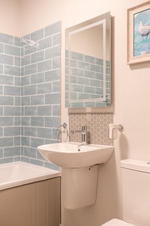 2 bedroom Flat to let in 334 Ormeau Road, Belfast, BT7