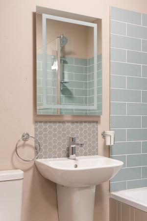 2 bedroom Apartment to let in 334 Ormeau Road, Belfast, BT7